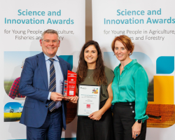 Dr Laura Rood APL Award