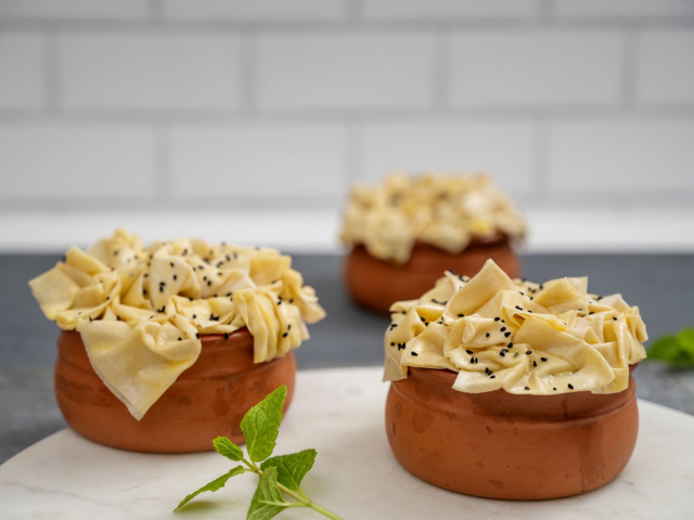 Moroccan pork and chickpea pie